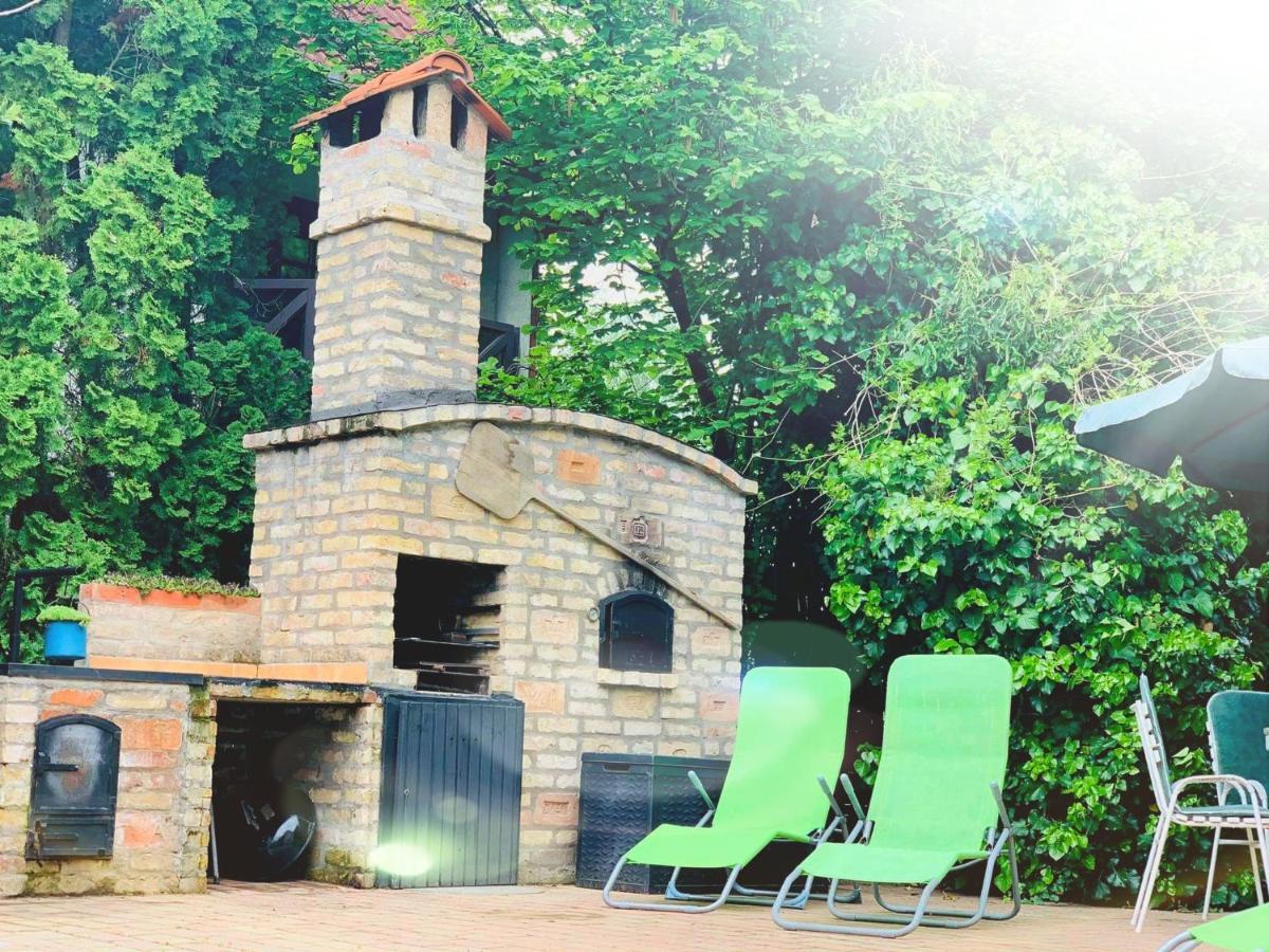 Borostyán Apartmann Balatonföldvár Exterior foto